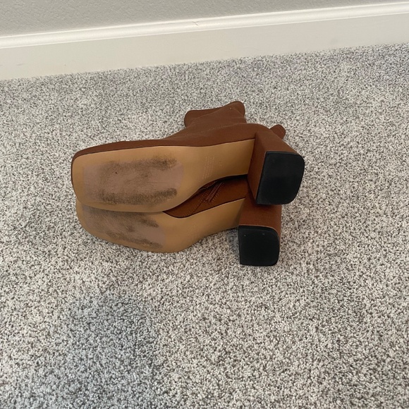 Silent D Tell Me Boots - Picture 5 of 5